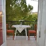 Lantzos Apartamento