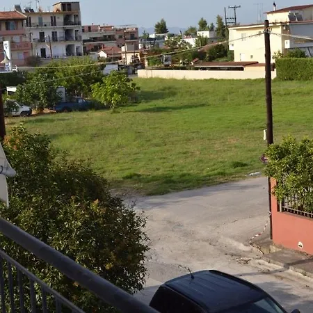 Apartment Lantzos *