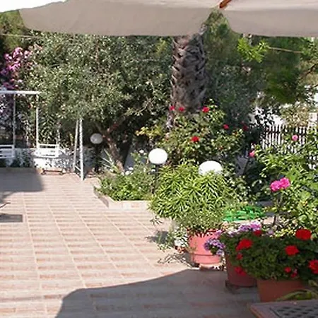 Apartamento Lantzos *