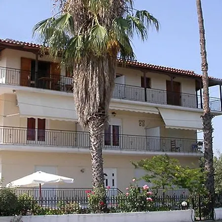Lantzos Apartment *